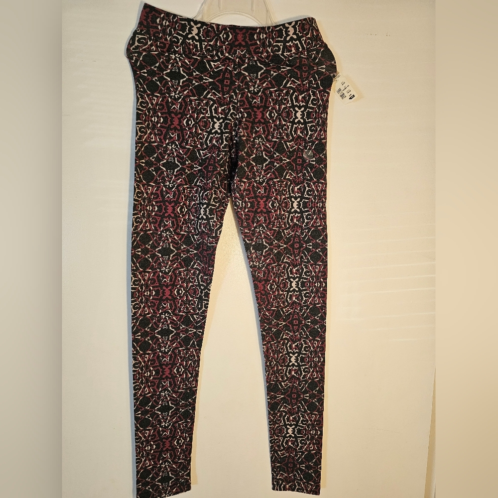 Patterned Leggings with Red and Black Design